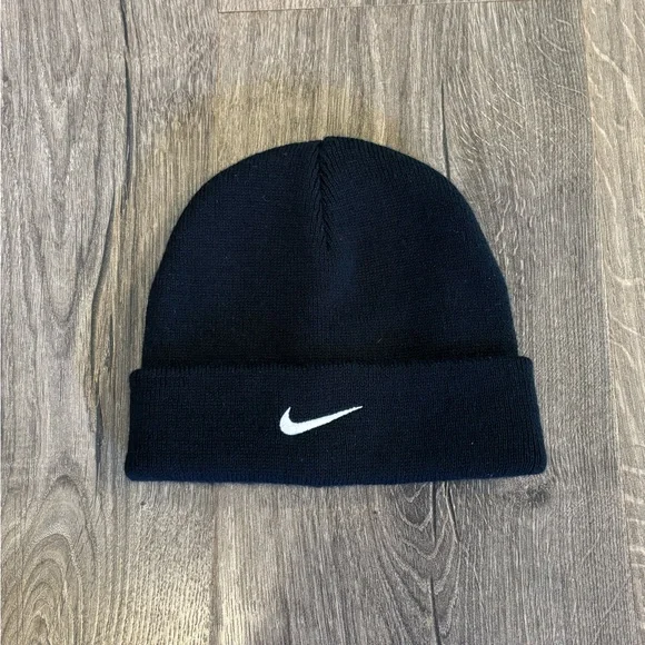 Nike Black Toddler Beanie with White Nike Check - Picture 1 of 3